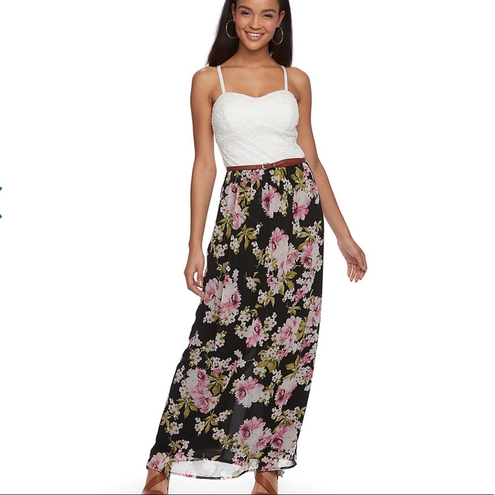 NWOT Floral Belted Maxi Dress